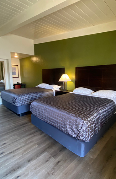 COZY GUEST ROOMS
 RELAX IN COMPLETE COMFORT IN MORGAN HILL 